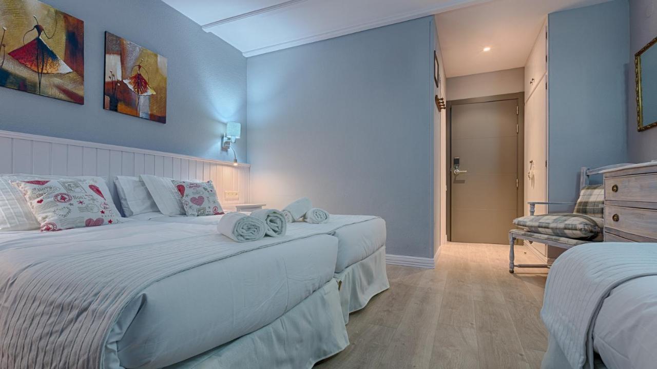 Hotel Ribaeta เบียญา ภายนอก รูปภาพ