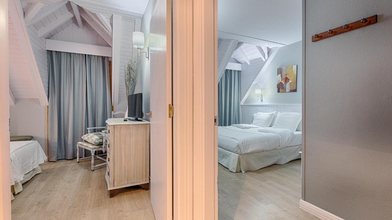 Hotel Ribaeta เบียญา ภายนอก รูปภาพ